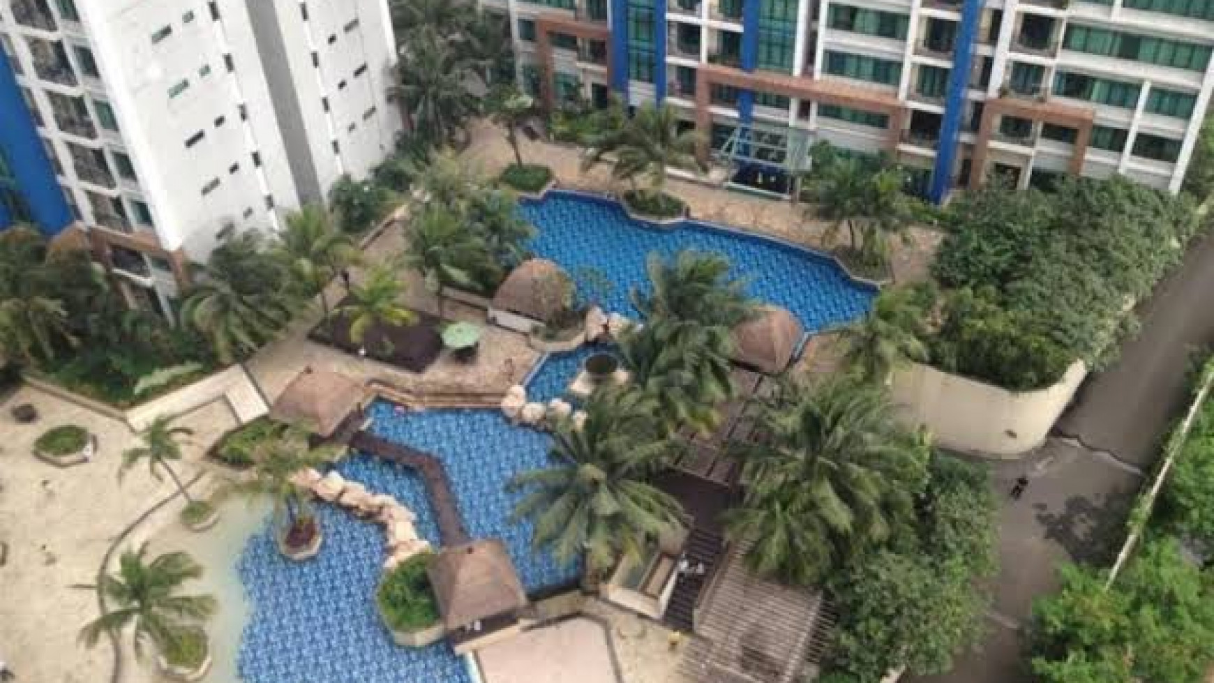 Clean & Cozy 2 BR Apartment Unit at Hampton's Park Cilandak