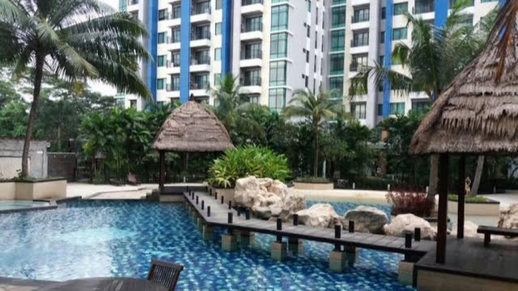 Clean & Cozy 2 BR Apartment Unit at Hampton's Park Cilandak