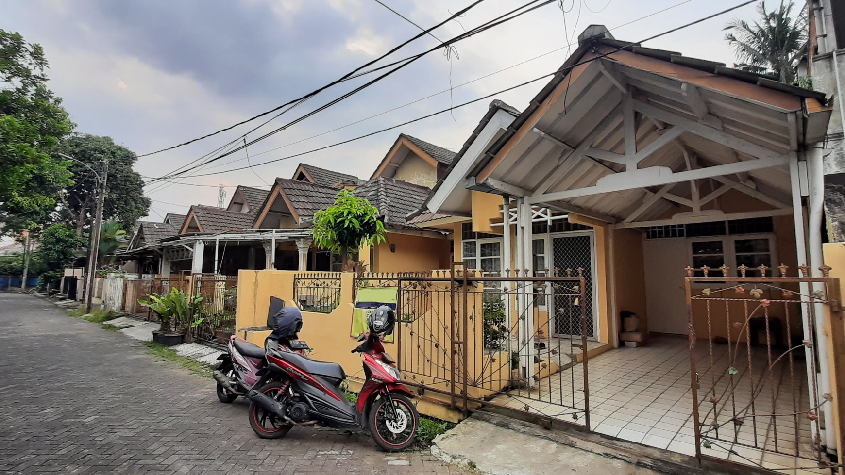 Rumah Asri di Lingkungan Nyaman Pamulang Estate