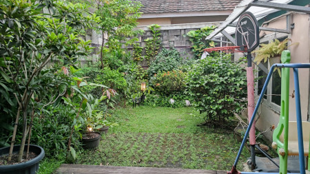 Rumah Hitung Tanah, dijual cepat !!, di daerah Kalibata, Pancoran, Jakarta Selatan.