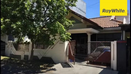 Dijual Rumah SHM di Medokan Asri Tengah, Rungkut, Surabaya