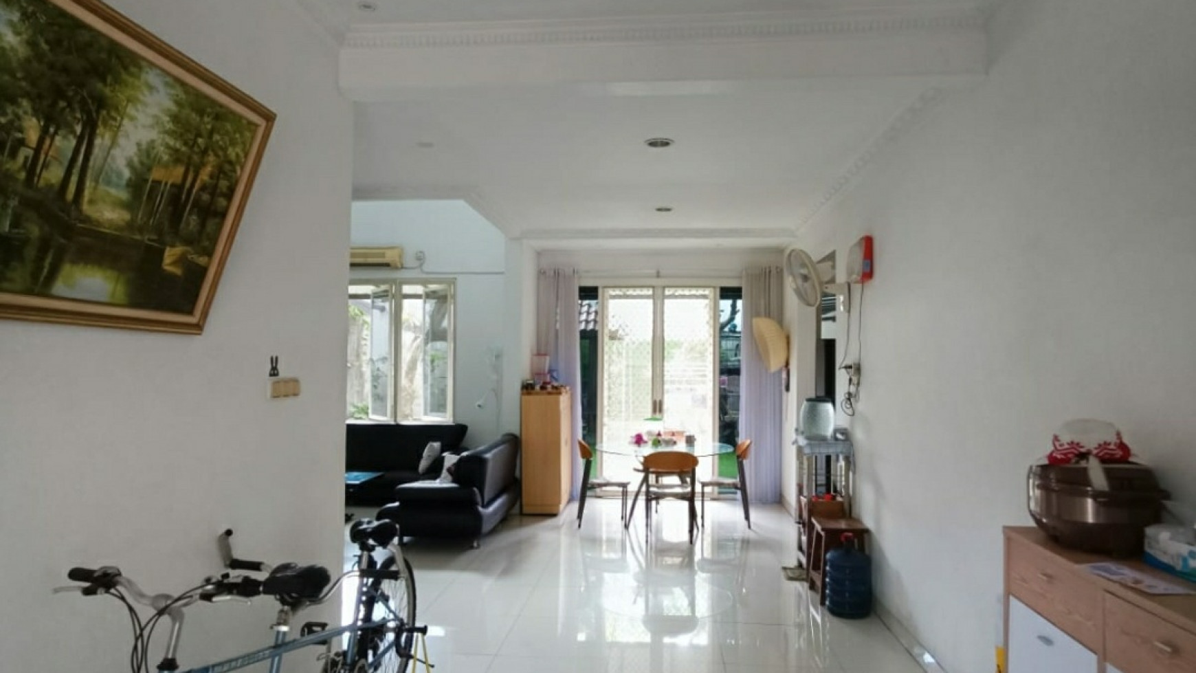 Dijual Rumah Villa Bukit Mas Mediterian - Surabaya Barat - Luas 364 m2 - STRATEGIS dekat Akses Tol Satelit dan Mayjen Sungkono