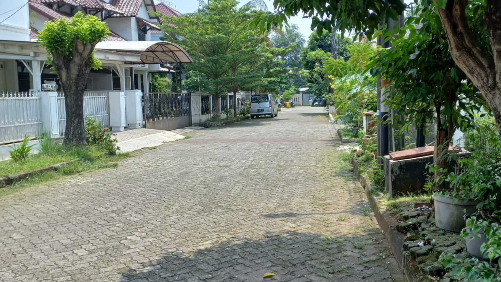 Rumah bagus siap huni di jakarta