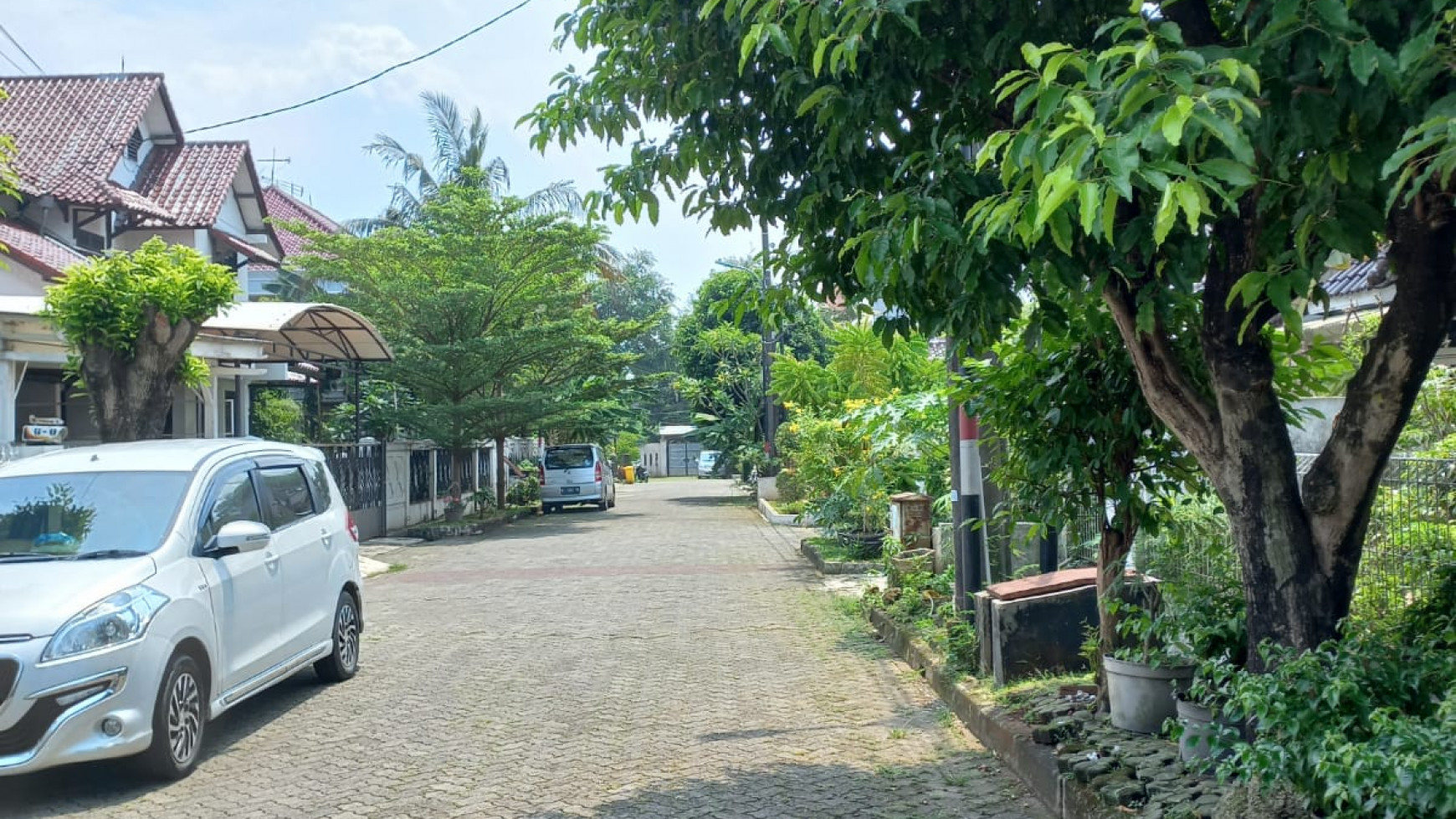 Rumah bagus siap huni di jakarta