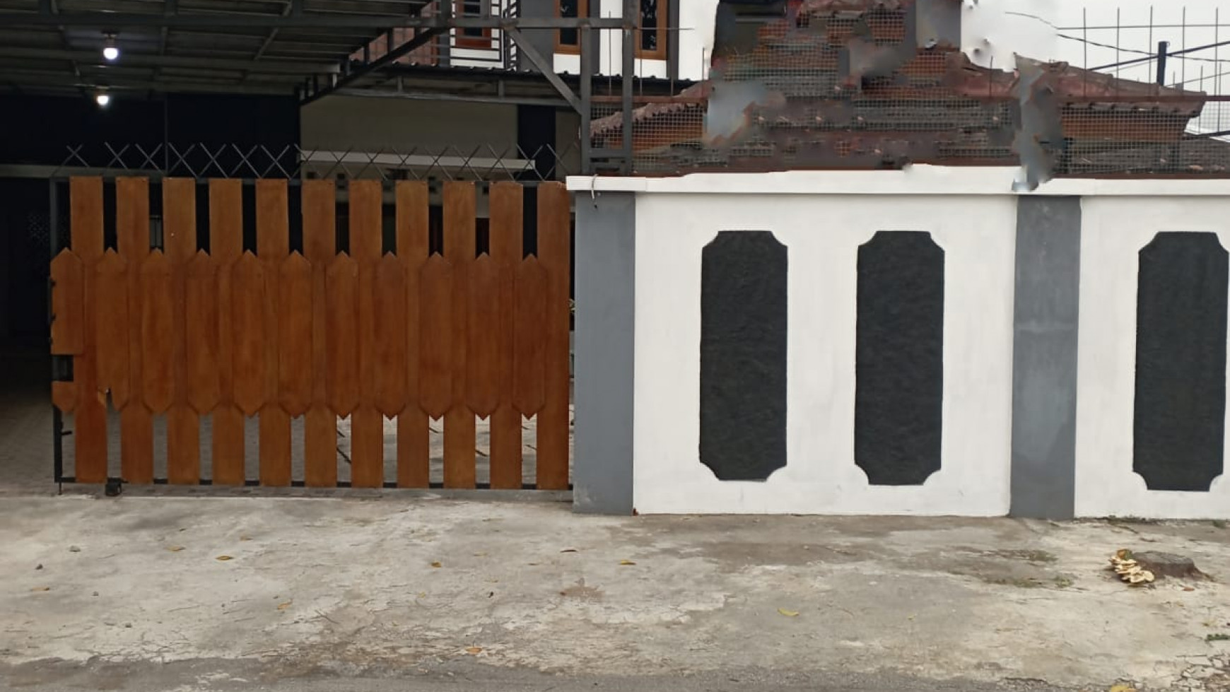 Rumah 2 Lantai Siap Huni Berada Di Selatan Terminal Giwangan, Wirokerten, Banguntapan, Bantul