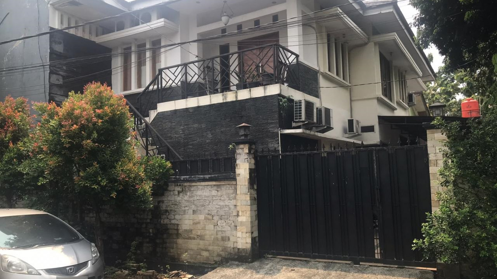 Kost dalam perumahan pondok Jaya,Jakarta selatan