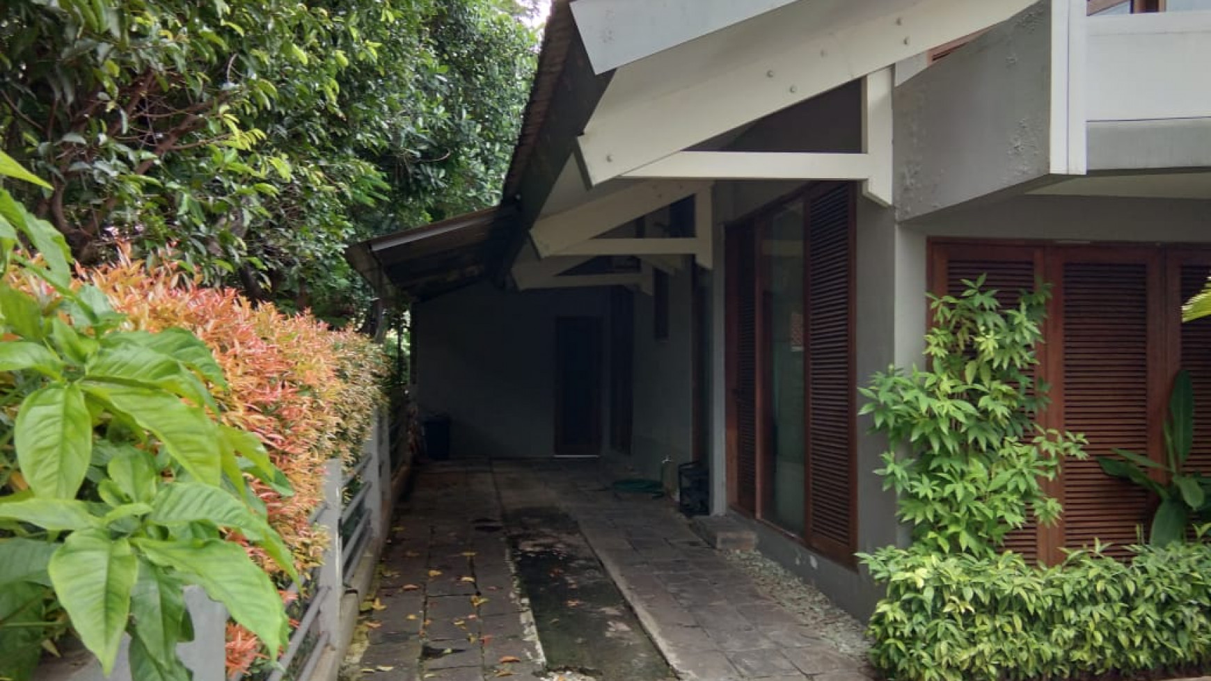 RUMAH DIJUAL JL ALAM SEGAR JAKARTA SELATAN