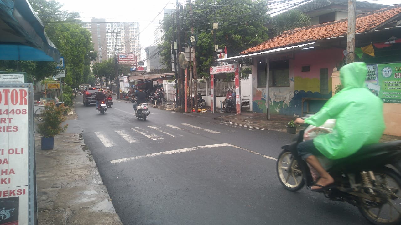 Tanah di pinggir jalan raya, lokasi sangat bagus