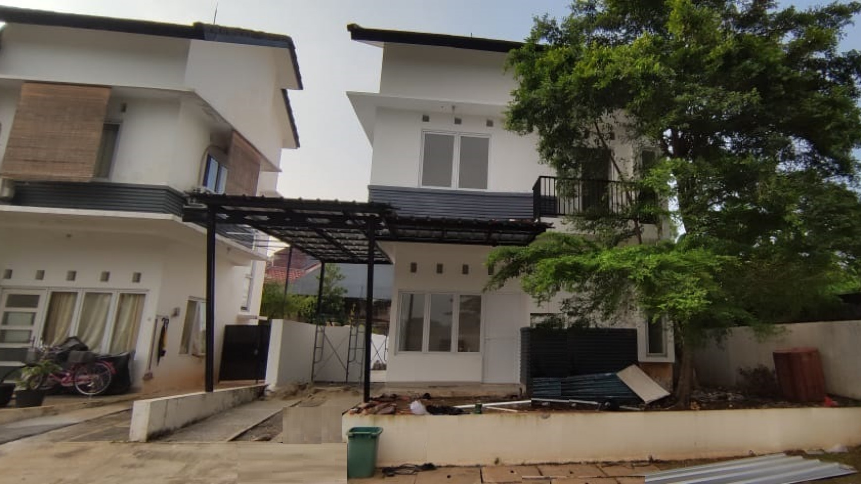 Rumah brand new siap huni di legoso ciputat