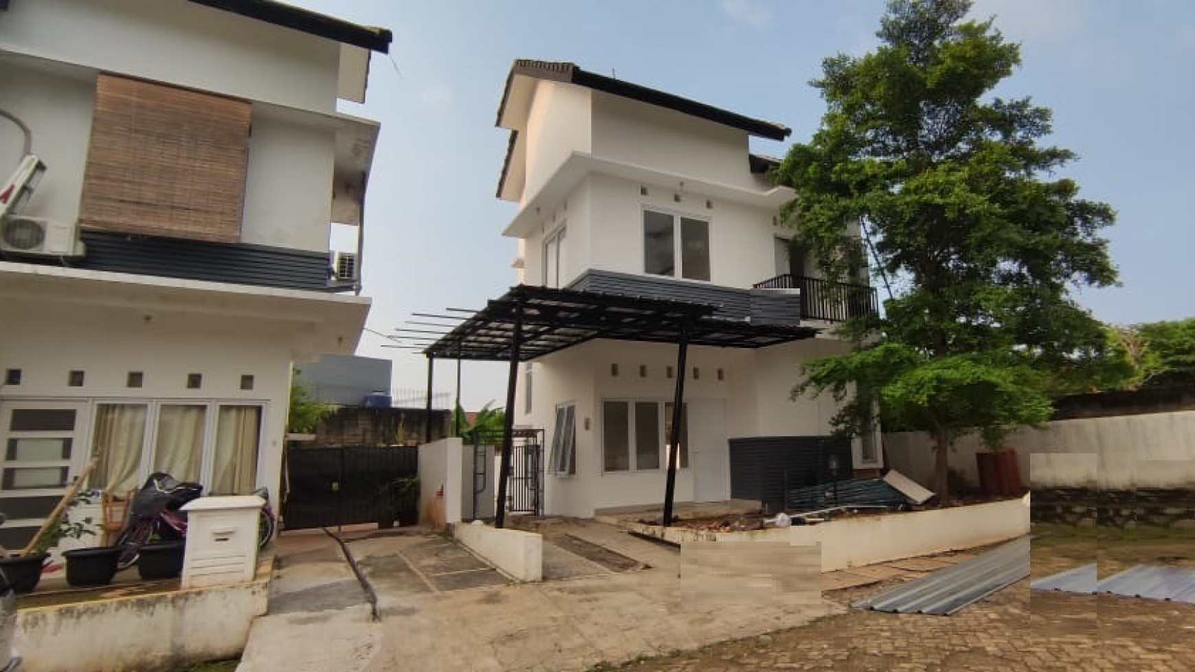 Rumah brand new siap huni di legoso ciputat