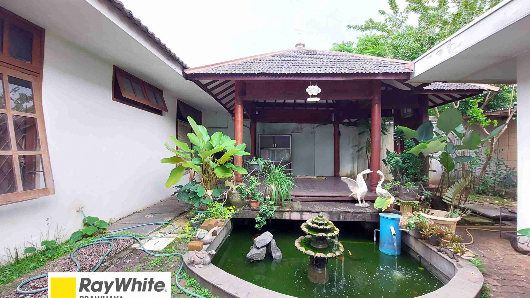 RUMAH DI PONDOK LABU - LEBAK BULUS, LINGKUNGAN TENANG, BEBAS BANJIR