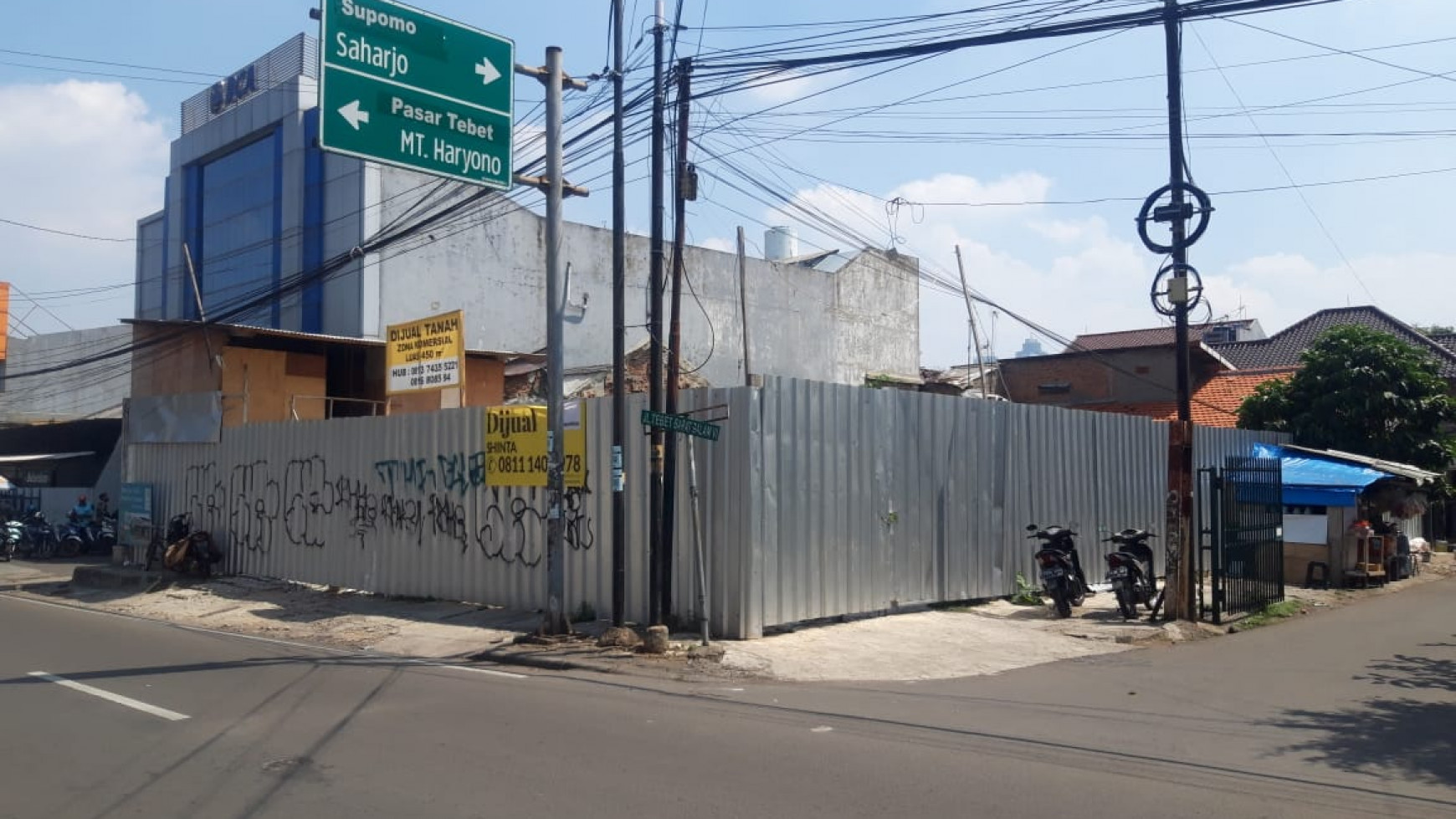 Tanah sangat bagus untuk ruang usaha/ Komersil Area , Tebet, Jakarta Selatan