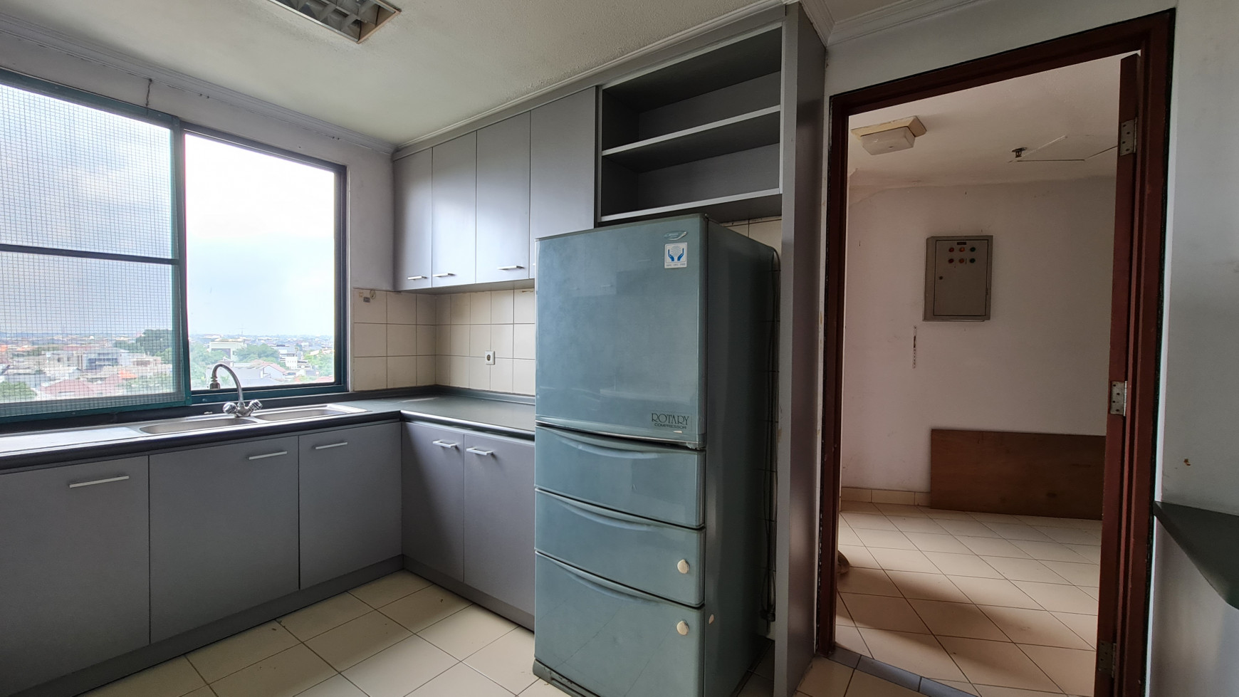 Dijual unit di Apartement Permata Safir