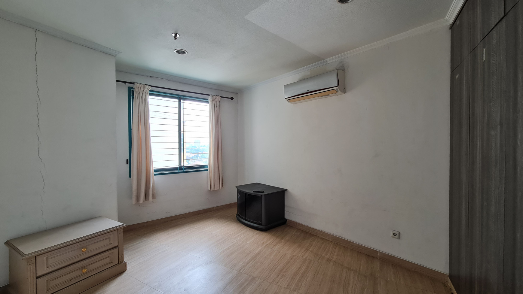 Dijual unit di Apartement Permata Safir