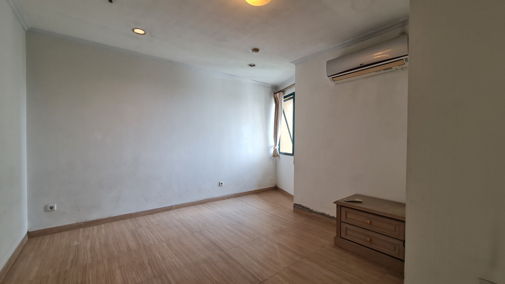 Dijual unit di Apartement Permata Safir