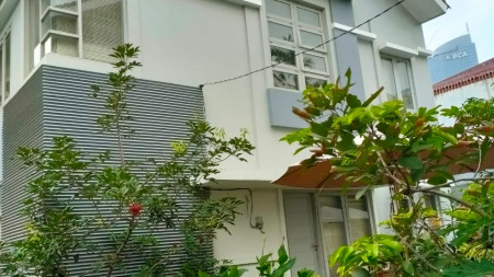 Dijual 4 unit rumah di menteng jakarta pusat