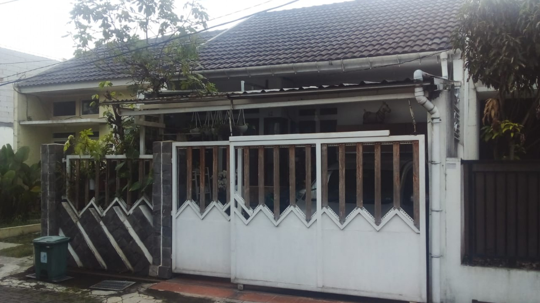 Rumah Sariwangi Regency (cluster) harga menarik jarang ada.