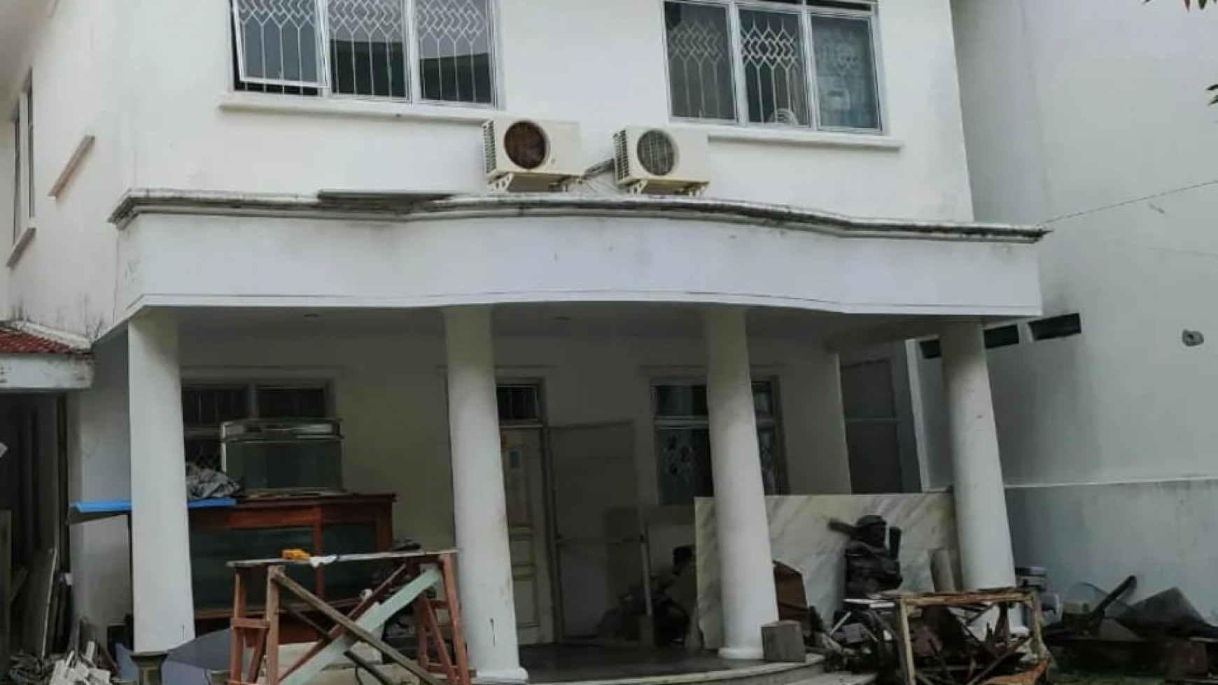 Disewakan Rumah Taman Gading Pantai - Surabaya Timur Dekat Raya Kenjeran , Pakuwon City - Luas 365 m2 - Cocok buat Kantor , rumah Usaha , Rumah Tinggal