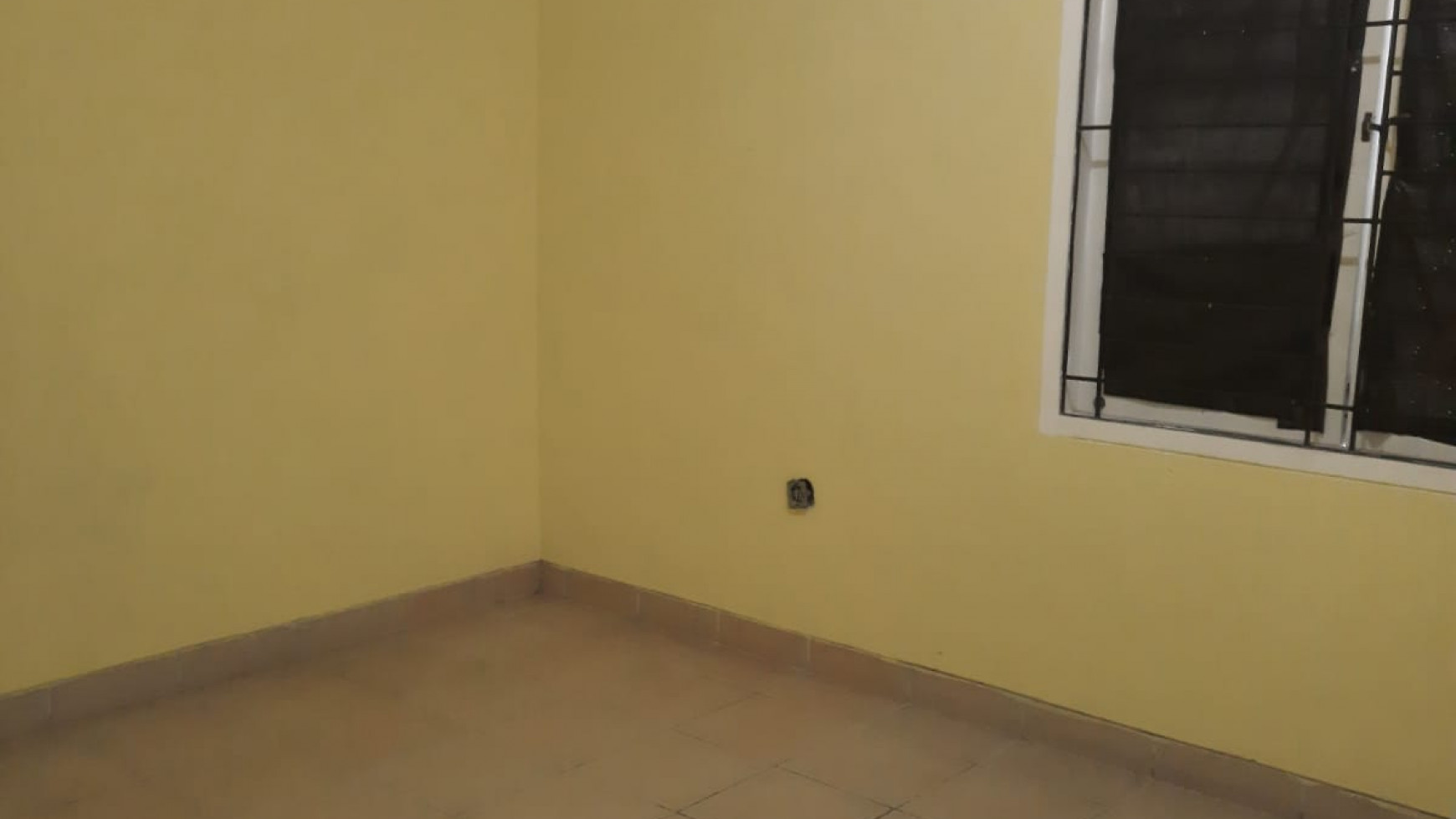 Jual murah rumah di JL. Vanda Palem semi karawaci Tangerang