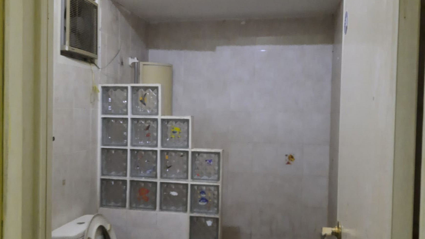 Jual murah rumah di JL. Vanda Palem semi karawaci Tangerang