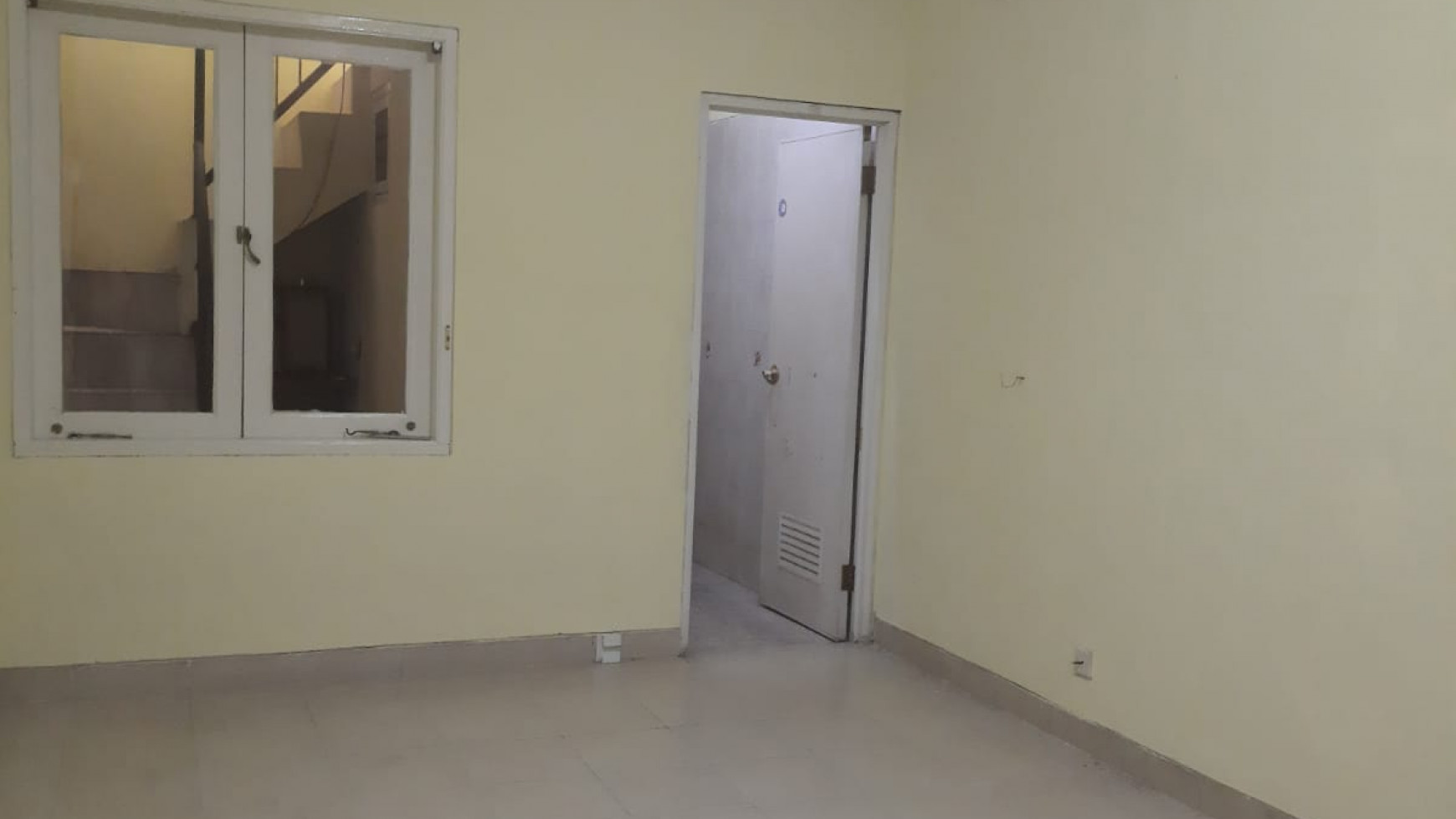 Jual murah rumah di JL. Vanda Palem semi karawaci Tangerang