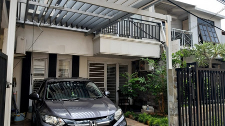 Dijual Rumah Siap Huni di Pelepah Indah Kelapa Gading