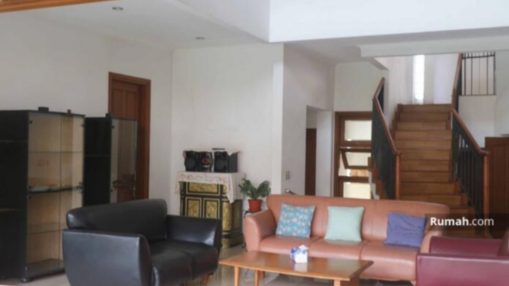 Banting Harga. Rumah Bagus Taman Giri Loka, BSD.