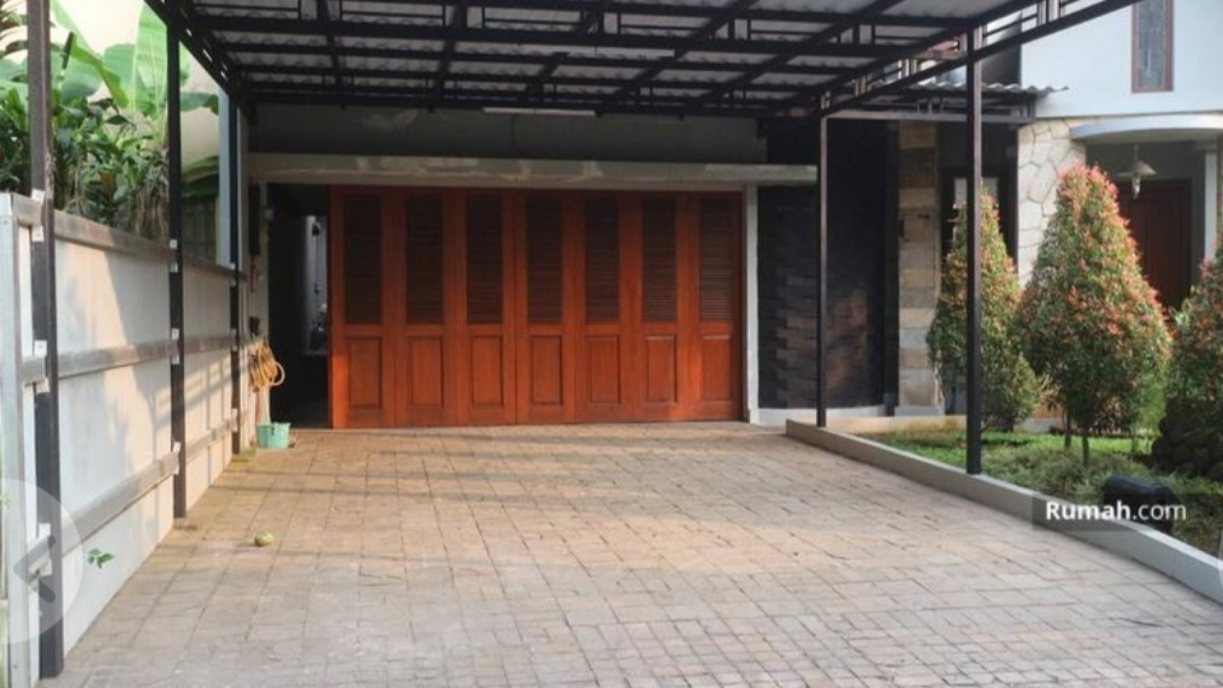Banting Harga. Rumah Bagus Taman Giri Loka, BSD.