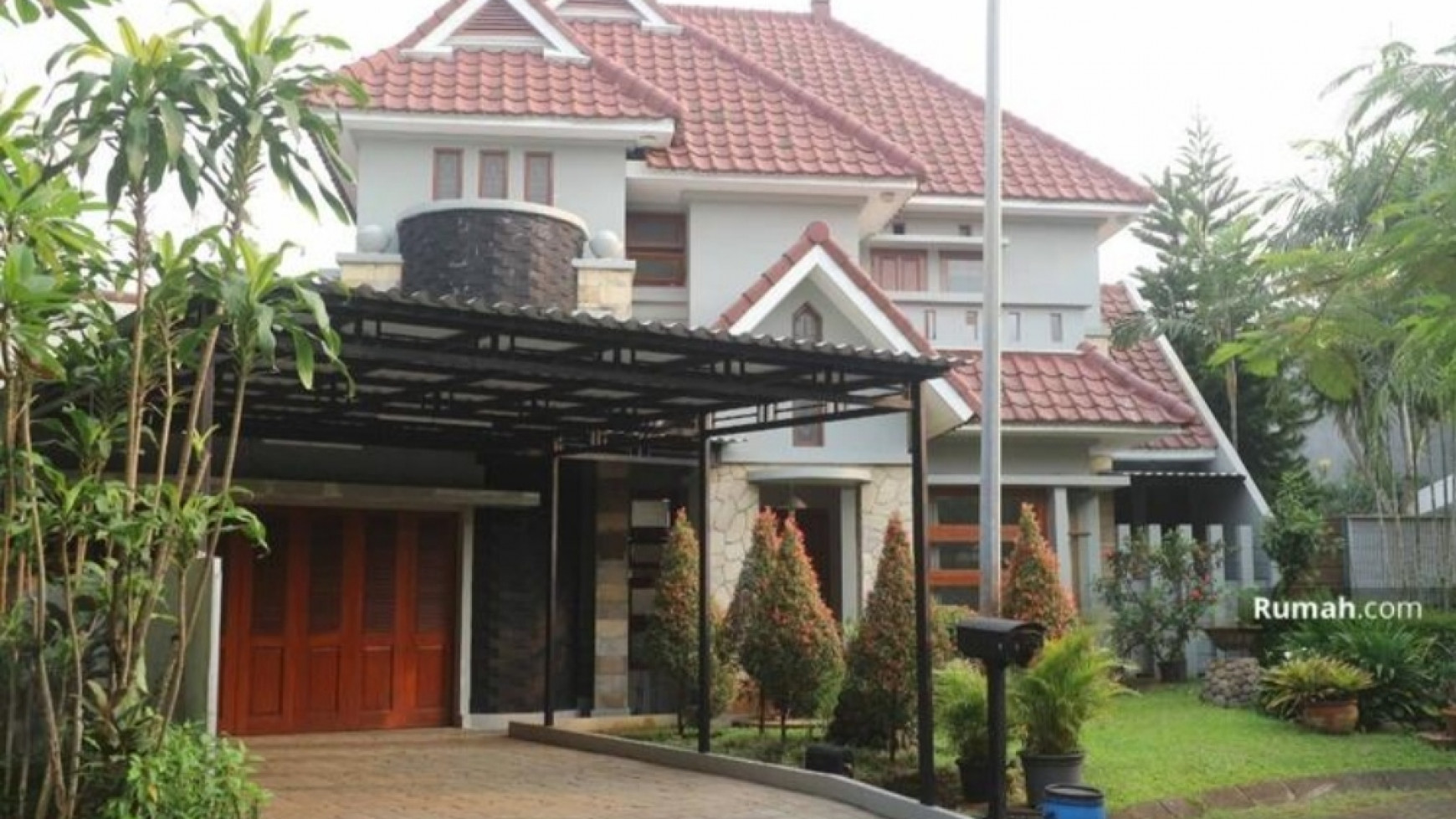 Banting Harga. Rumah Bagus Taman Giri Loka, BSD.
