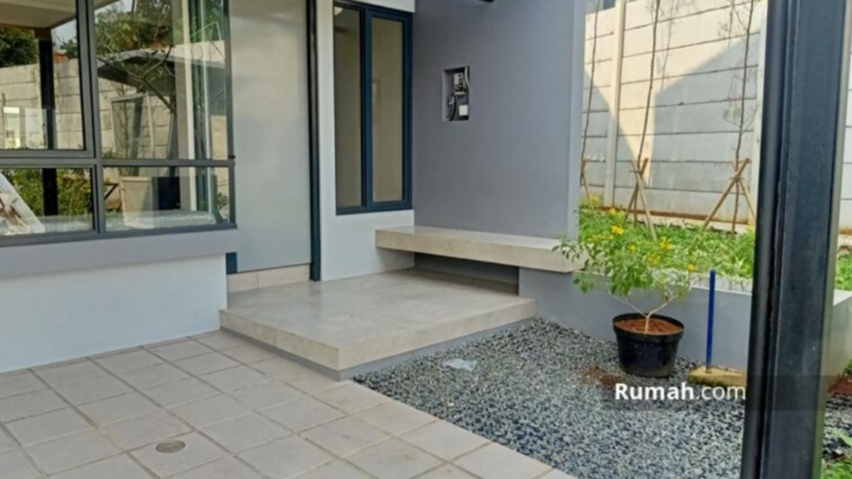 Hot Properti. Tabebuya Invensihaus BSD