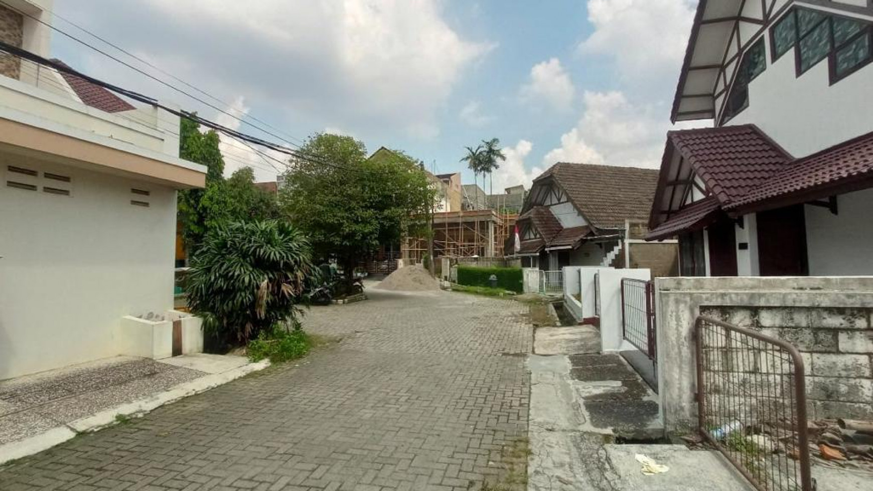 Rumah Siap Huni dalam Komplek & Hunian Nyaman @Griya Asri Selatan, Depok