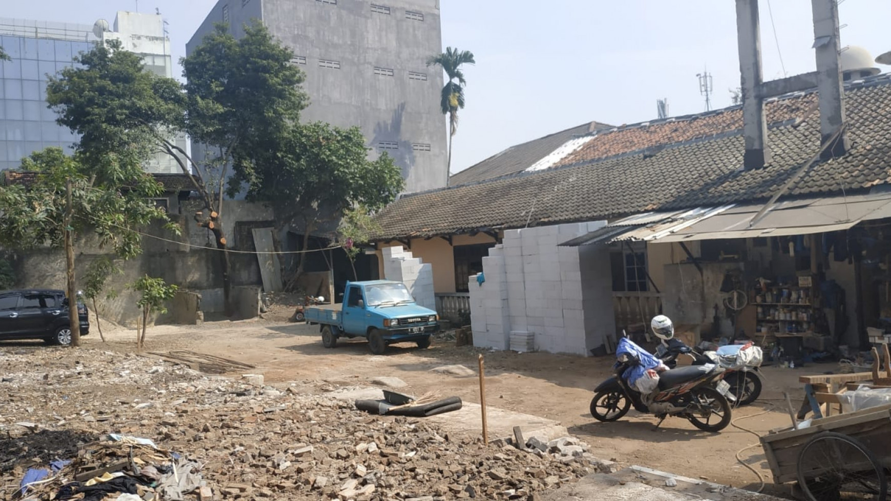 Kebayoran lama jalan utama tanah kusir zona ungu komersial gudang kantor