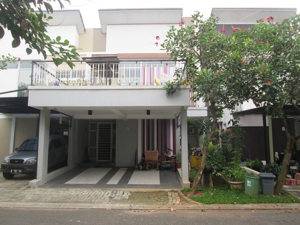 Rumah Cantik Minimalis, Semi Furnished, Dekat AEON Mall + Gedung ICE