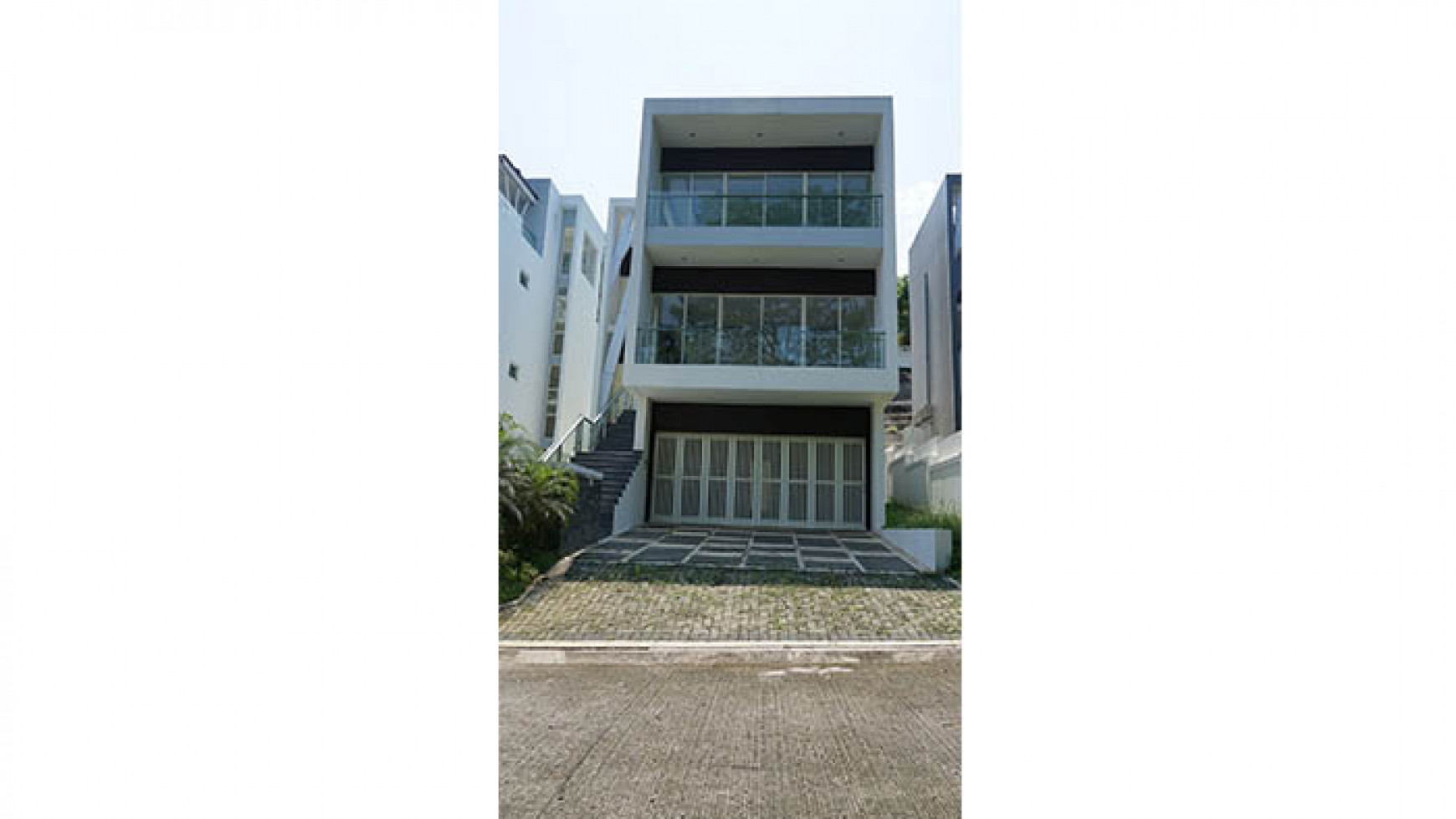 Rumah River Prime, Citaringgul, Babakan Madang Sentul, Luas 475m2