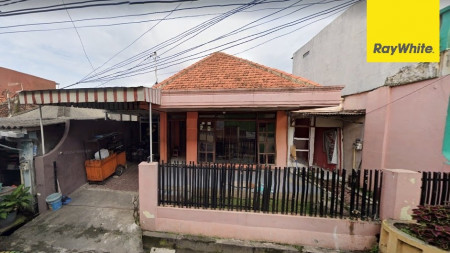 Dijual Rumah di Jalan Kalibokor, Surabaya