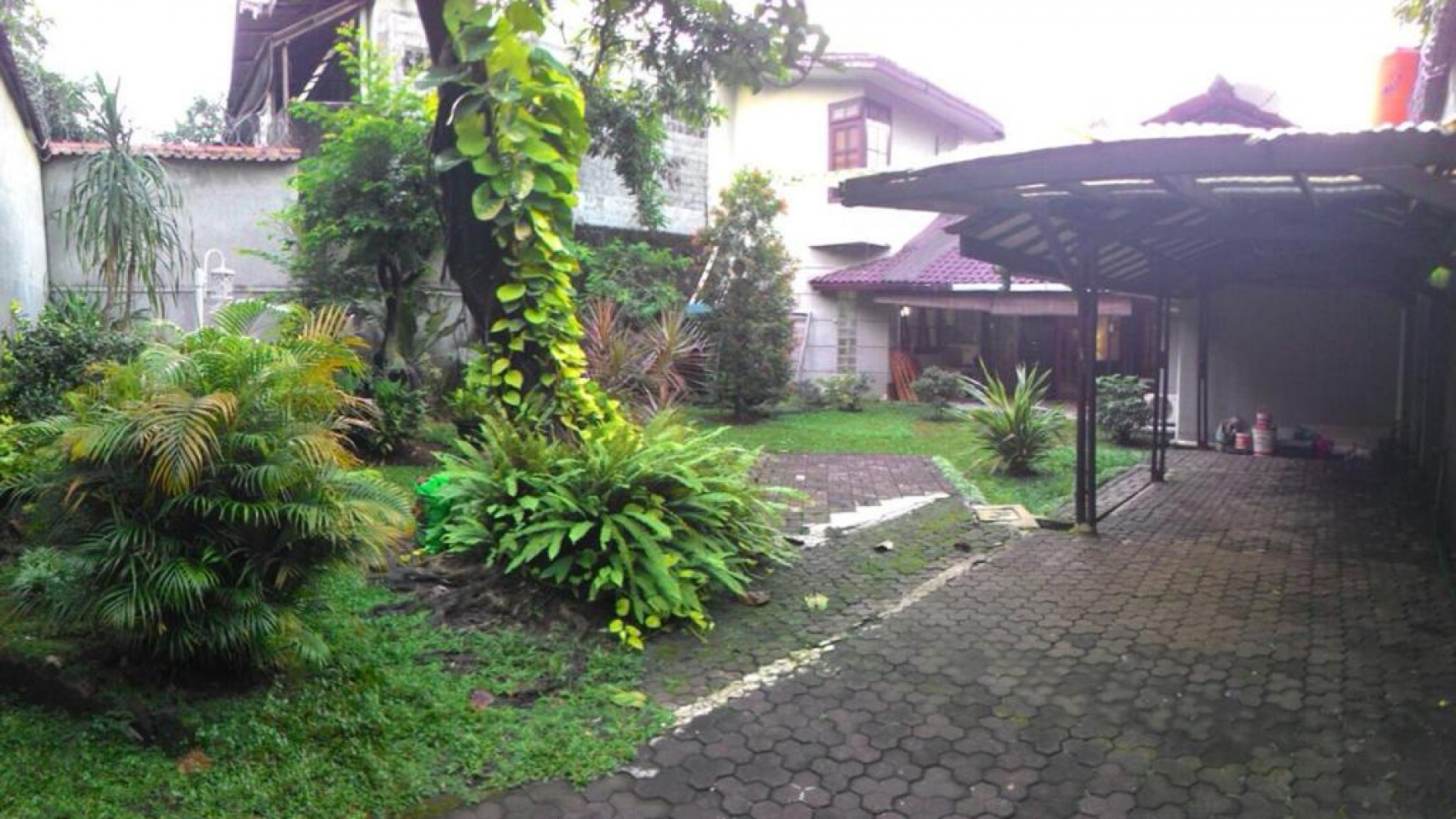 Rumah Tinggal/Usaha Lokasi Strategis Jatinegara