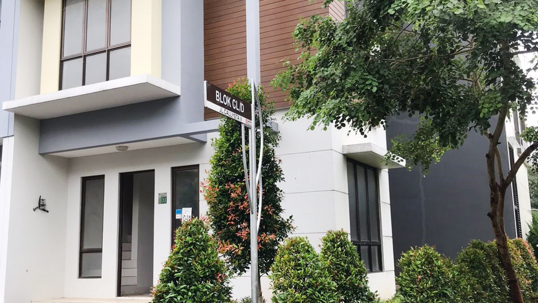 Rumah Bagus Di Cluster Calista, Graha Raya Bintaro Tangerang Selatan