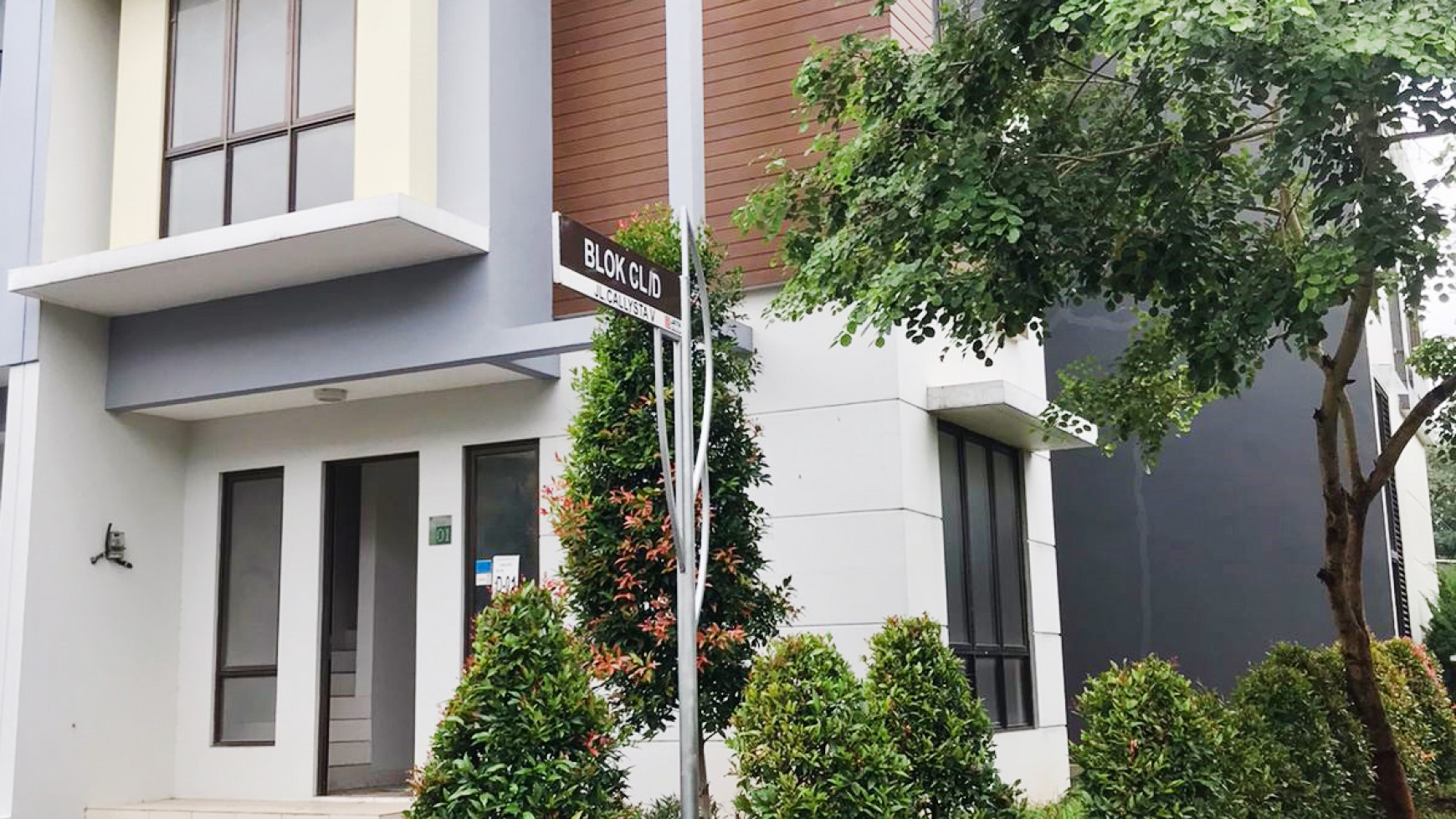 Rumah Bagus Di Cluster Calista, Graha Raya Bintaro Tangerang Selatan