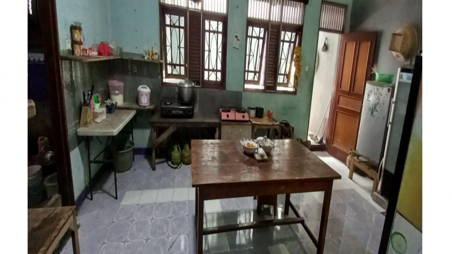 2 ( Dua ) Unit Rumah Mewah Di Jual Murah di Cikarang Utara.