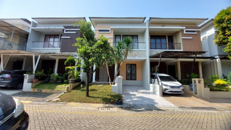 Rumah Bagus Siap Huni Dalam Cluster Bintaro Sektor 9.