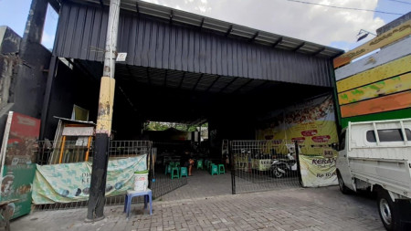 TEMPAT USAHA LOKASI STRATEGIS DI GEJAYAN