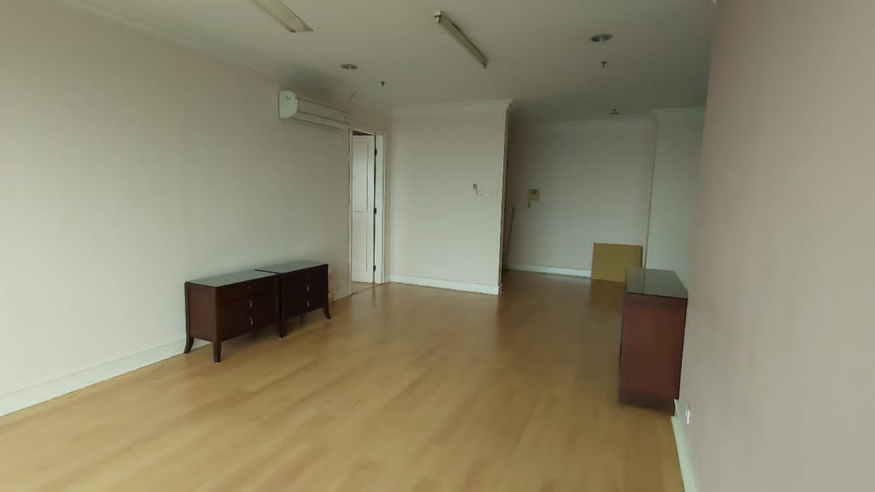 Dijual 1 unit Apartement di Permata Hijau 