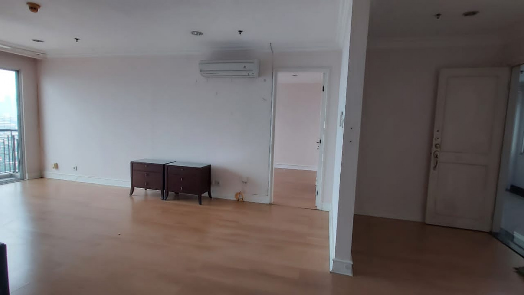 Dijual 1 unit Apartement di Permata Hijau 