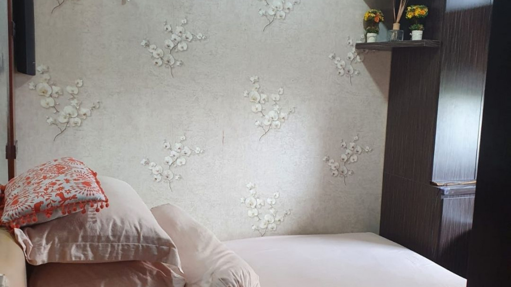 Harga Bagus, Full Parkit & Wallpaper di Apartment Mediterania Kelapa Gading, Jakarta  * Bagus terawat rapi & Siap Huni *