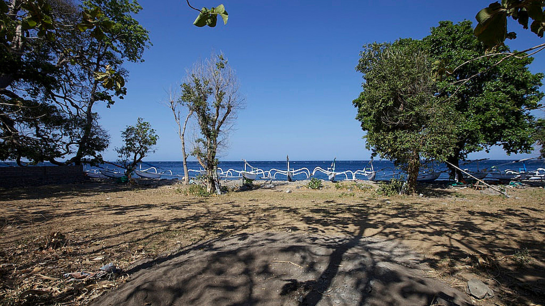 Absolute Beachfront Commercial Zoning Freehold Land  of 2,770 Sqm with 65 meter wide beachfront In Amed