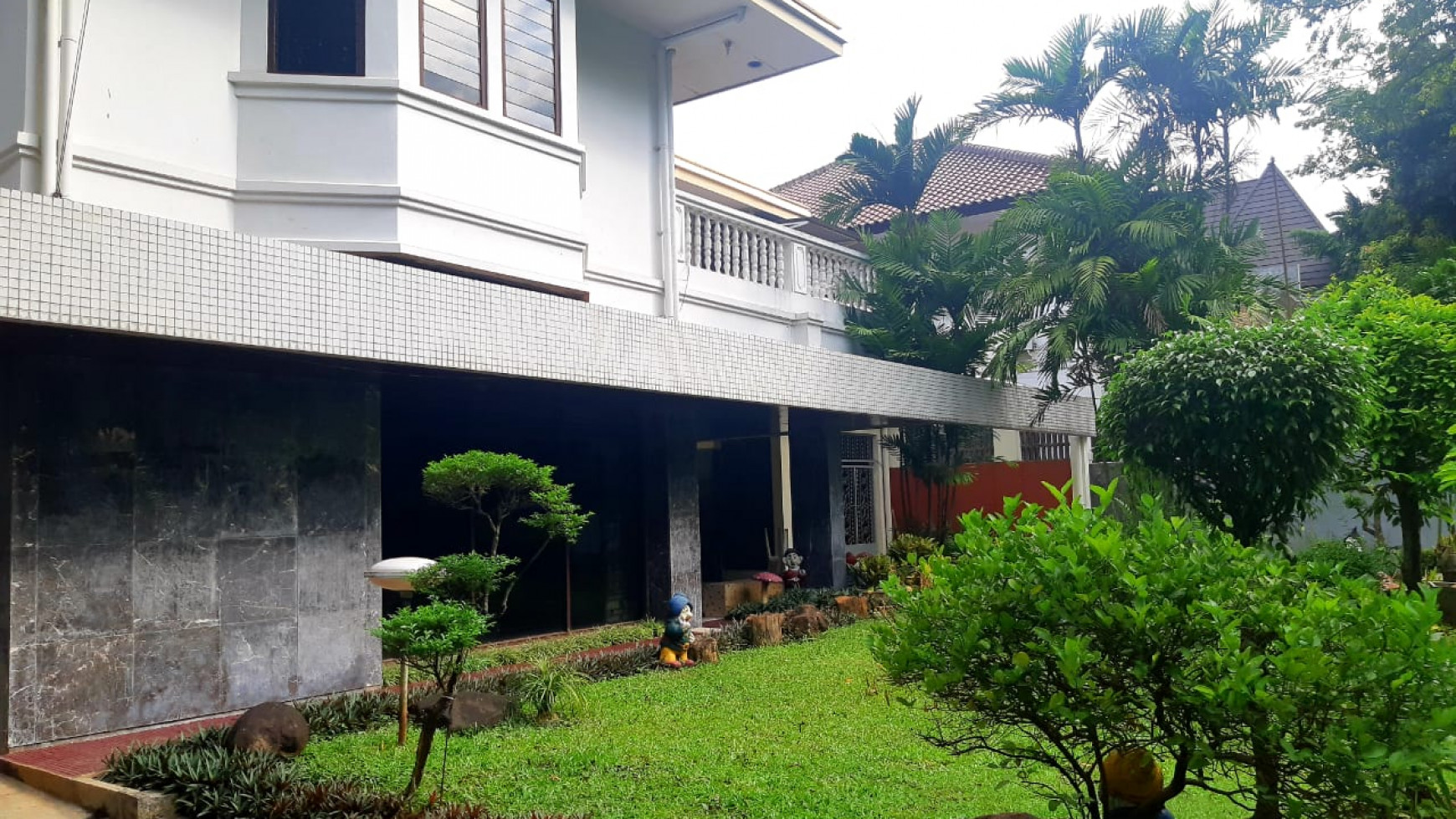 RUMAH DIJUAL JALAN WIJAYA KEBAYORAN BARU JAKARTA SELATAN