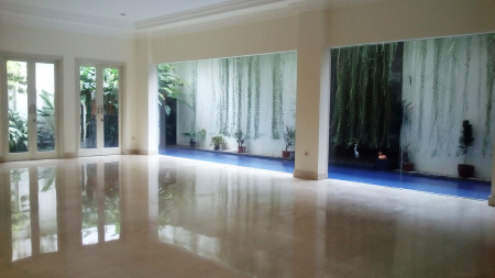 Nice house in kemang area for expatriat and others "limited edition"