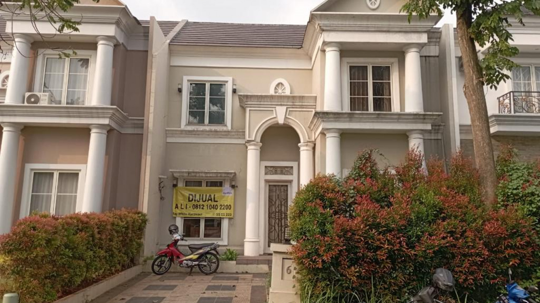 Dijual Cepat Rumah di JL. Ladera Rolling Hills - Lippo Karawaci Tangerang