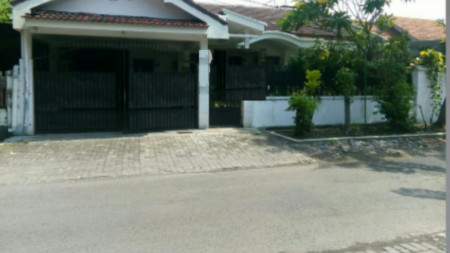 Dijual Rumah di Jalan Pucang Rinenggo Surabaya