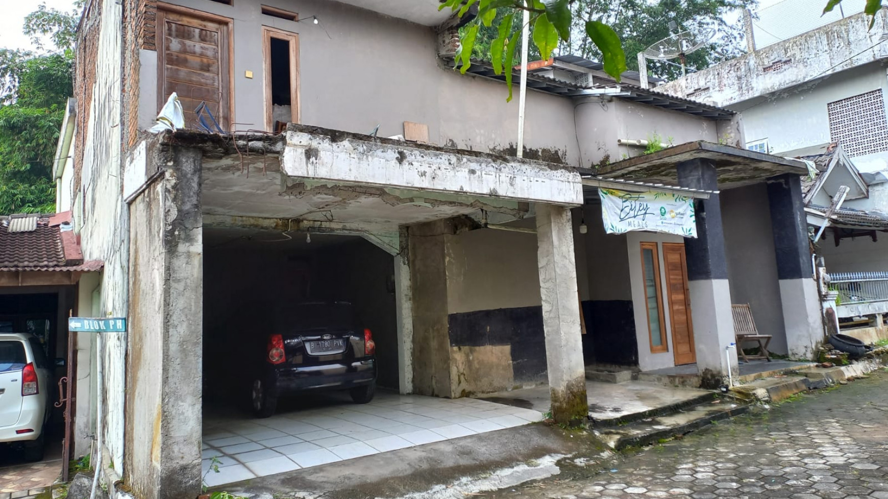 Rumah Dengan Fasilitas Lengkap Di Jl Raya Sudiro Magelang